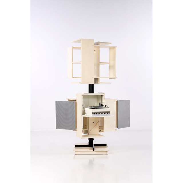 Claudio Salocchi, ‘Centro; Revolving Bookcase’, Around 1960, Design/Decorative Art, Bois laqué, métal laqué, platine vinyle et deux enceintes intégrées, PIASA