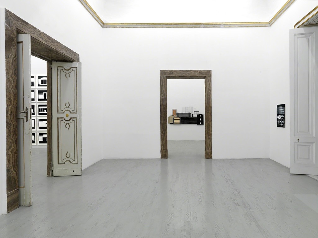 Marco Neri - marcobaleno - partial view of the exhibition - November 2014 - Galleria Alfonso Artiaco, Napoli Marco Neri - marcobaleno - partial view of the exhibition - November 2014 - Galleria Alfonso Artiaco, Napoli