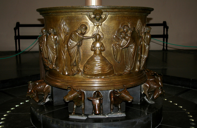 Rainer of Huy, ‘Baptismal Font, Notre-Dame-aux-Fontes’, 1107-1118, Sculpture, Bronze, Art History 101