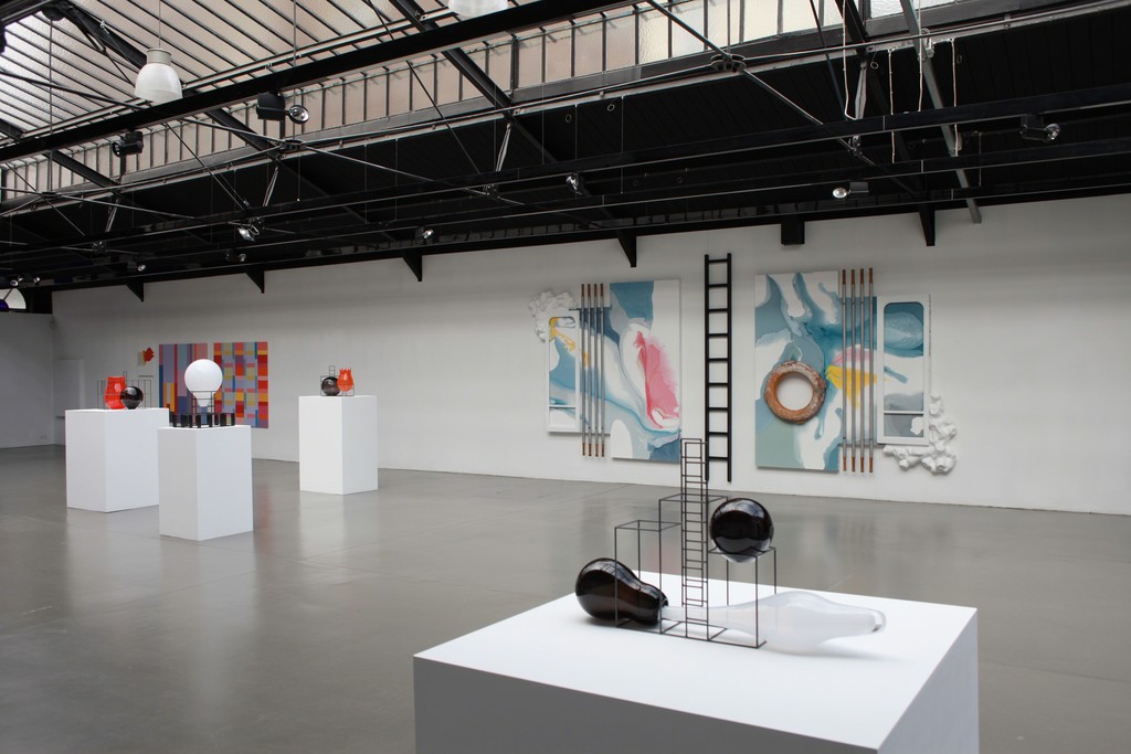 Installation view, Photo A. Greuzat 2017, Courtesy La Patinoire Royale / Galerie Valérie Bach, Brussels Installation view, Photo A. Greuzat 2017, Courtesy La Patinoire Royale / Galerie Valérie Bach, Brussels