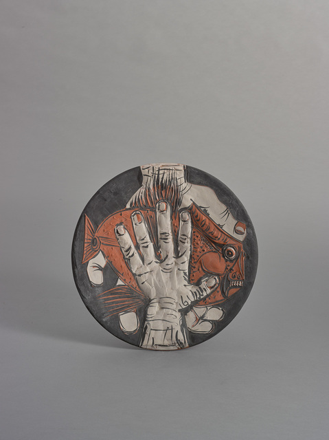Pablo Picasso, ‘Mains au poisson (A.R. 216)’, 1953, Other, Terre de faïence plate, painted in colors, Sotheby's
