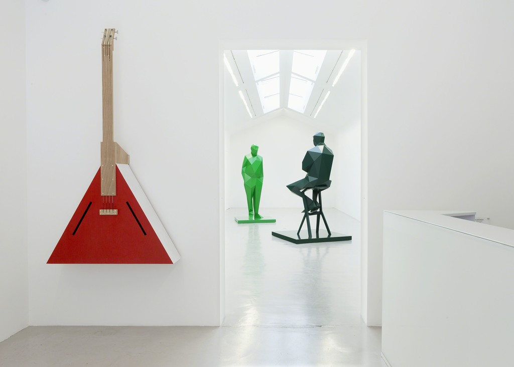 View of the exhibition Xavier Veilhan “Flying V” at Perrotin
Paris.
Photo: Claire Dorn
© Xavier Veilhan / ADAGP, Paris, 2017
Courtesy Perrotin View of the exhibition Xavier Veilhan “Flying V” at Perrotin
Paris.
Photo: Claire Dorn
© Xavier Veilhan / ADAGP, Paris, 2017
Courtesy Perrotin