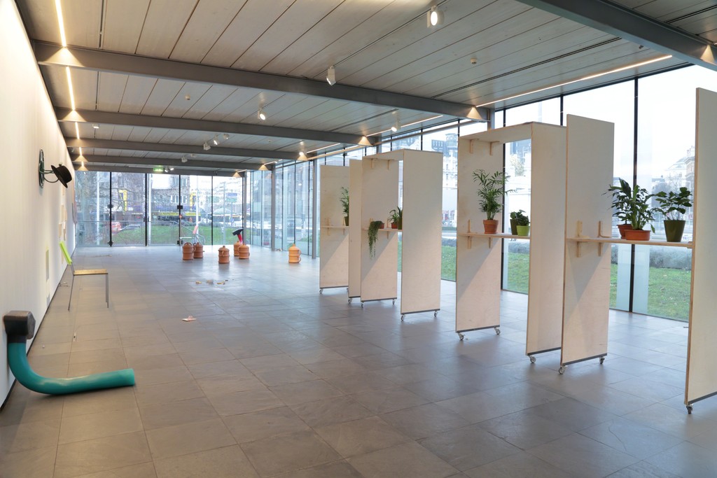 Installation view One, No One and One Hundred Thousand, arranged by Luca Lo Pinto, Kunsthalle Wien 2016, Photo: David Avazzadeh Installation view One, No One and One Hundred Thousand, arranged by Luca Lo Pinto, Kunsthalle Wien 2016, Photo: David Avazzadeh