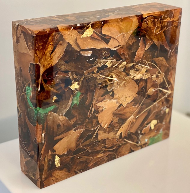 Susi Kramer, ‘Gingko’, 2017-2020, Sculpture, Acrylic glass, gingko, boxwood and tulle, Claudine Gil