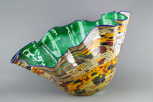 Dale Chihuly, ‘Emerald Macchia with Indigo Lip’, 2000, Modern Artifact