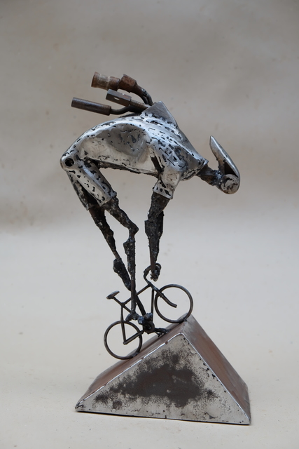 Pedro Luis Cuellar, ‘Superdotado / Highly gifted’, 2018, Sculpture, Welded steel, ArteMorfosis - Cuban Art Platform