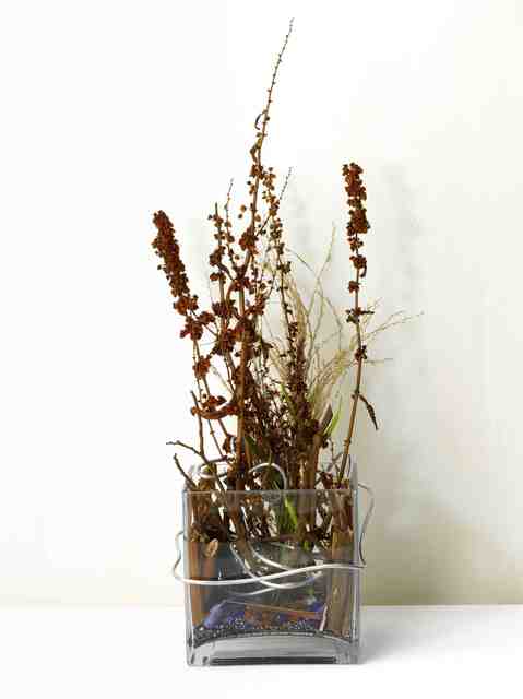 Yahui Wang, ‘A work for a building plot: Make a flower arrangement for me ’, 2011, TKG+