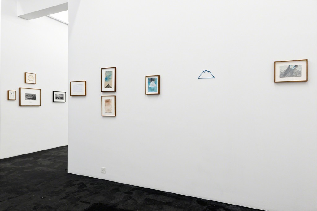 Hamish Fulton »Indoors Outside« Photo: Mischa Scherrer Hamish Fulton »Indoors Outside« Photo: Mischa Scherrer