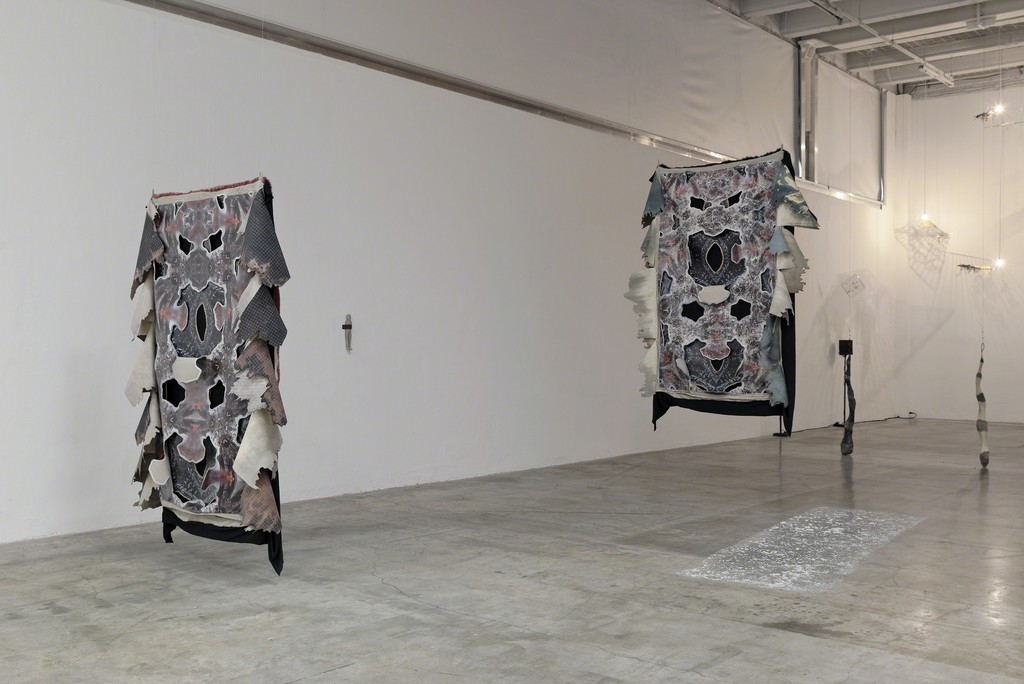 Exhibition view, "Inside China : L’Intérieur du géant", Palais de Tokyo (20.10.14 – 11.01.15). Photo: Aurélien Mole. Exhibition view, "Inside China : L’Intérieur du géant", Palais de Tokyo (20.10.14 – 11.01.15). Photo: Aurélien Mole.