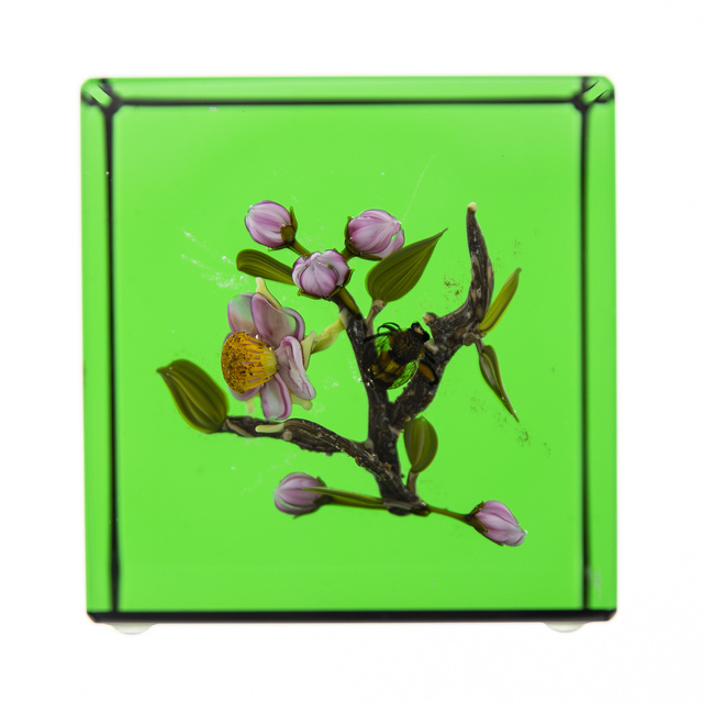 Paul Stankard, ‘Glass Paperweight Fine Art Green Apple Blossom w/honey Bee. Signed’, 1994, Modern Artifact