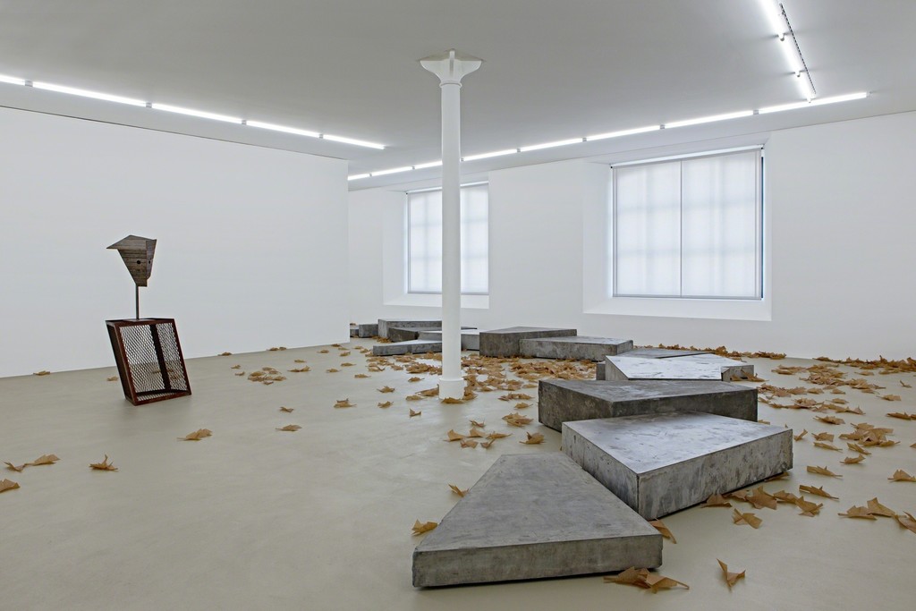 Installation view of "Martin Boyce" at Kunstmuseum Basel, Basel (2015). Photo credit: Museum für Gegenwartskunst, Gina Folly Installation view of "Martin Boyce" at Kunstmuseum Basel, Basel (2015). Photo credit: Museum für Gegenwartskunst, Gina Folly
