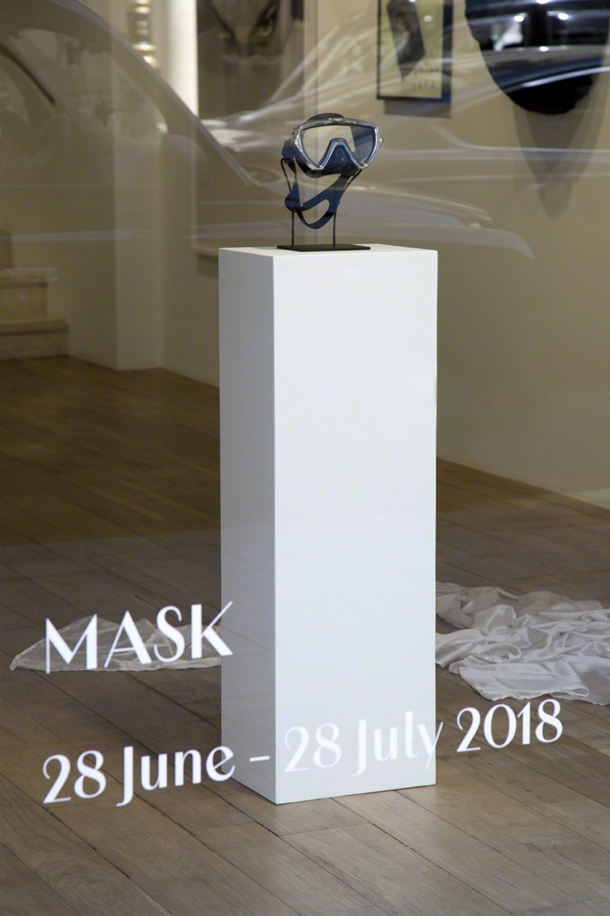 Courtesy the artist and kamel mennour, Paris/London Courtesy the artist and kamel mennour, Paris/London