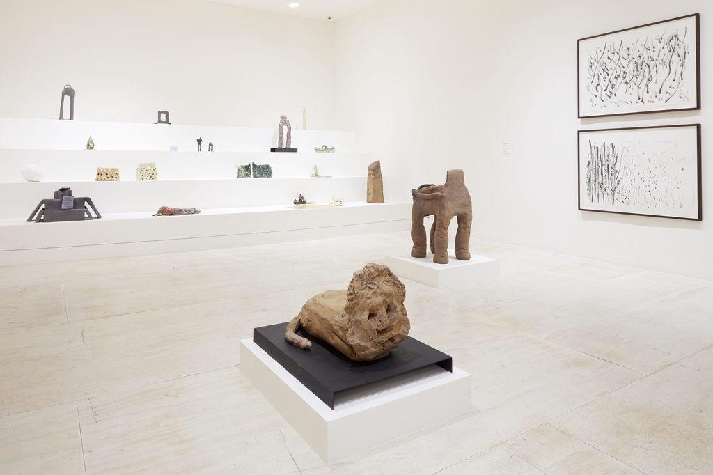 Simone Fattal: Works and Days, on view at MoMA PS1 through September 2, 2019. Artwork courtesy the artist and Balice Hertling, Paris; Karma International, Zurich / Los Angeles; kaufmann repetto, Milan / New York; and Galerie Tanit, Munich / Beirut. Image courtesy MoMA PS1. Photo: Matthew Septimus. Simone Fattal: Works and Days, on view at MoMA PS1 through September 2, 2019. Artwork courtesy the artist and Balice Hertling, Paris; Karma International, Zurich / Los Angeles; kaufmann repetto, Milan / New York; and Galerie Tanit, Munich / Beirut. Image courtesy MoMA PS1. Photo: Matthew Septimus.