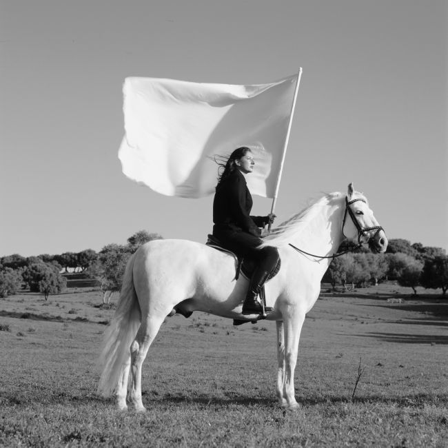 MARINA ABRAMOVIĆ - The Cleaner.
17.05. - 22.10. 2017
Marina Abramović
The Hero, 2001
© Marina Abramović
Foto: TheMahler.com
Courtesy of the Marina Abramović Archives
MARINA ABRAMOVIĆ - The Cleaner.
17.05. - 22.10. 2017
Marina Abramović
The Hero, 2001
© Marina Abramović
Foto: TheMahler.com
Courtesy of the Marina Abramović Archives