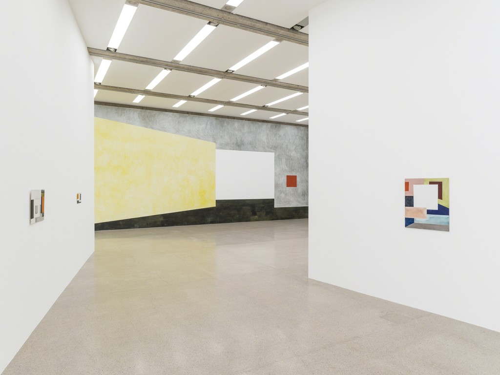 Ausstellungsansicht / Installation view
Ernst Caramelle. Ein Résumé / A Résumé, mumok, 30.11.2018–28.4.2018
Wandmalerei / Wallpainting: O.T. (Untitled), 2018, Pigmente, Wasser auf Wand / Pigments, water on wall
Photo: Klaus Pichler
© mumok Ausstellungsansicht / Installation view
Ernst Caramelle. Ein Résumé / A Résumé, mumok, 30.11.2018–28.4.2018
Wandmalerei / Wallpainting: O.T. (Untitled), 2018, Pigmente, Wasser auf Wand / Pigments, water on wall
Photo: Klaus Pichler
© mumok