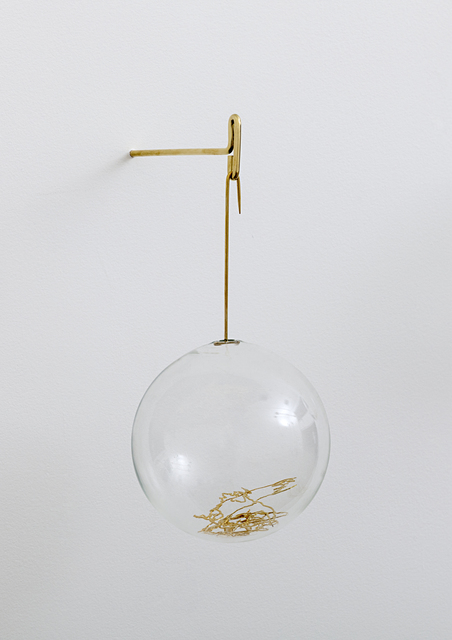 Laura Vinci, ‘Hill World World # 1’, 2018, Sculpture, Borosilicate glass, gold-plated brass, Nara Roesler