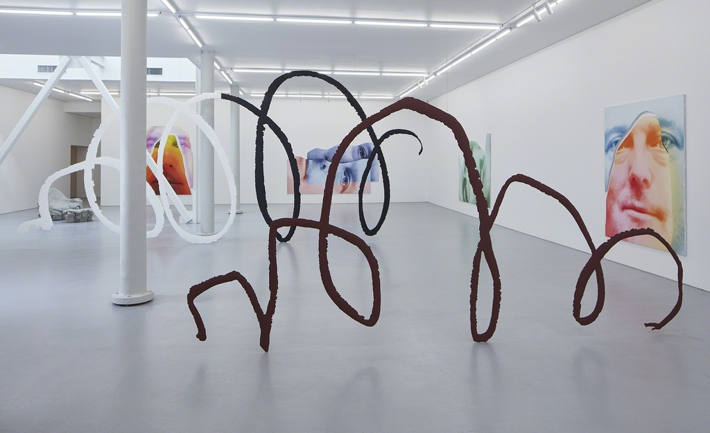 Installation view, Urs Fischer, "Mind Moves." © Urs Fischer. Courtesy of the artist and Gagosian. Photo by Johnna Arnold. Installation view, Urs Fischer, "Mind Moves." © Urs Fischer. Courtesy of the artist and Gagosian. Photo by Johnna Arnold.