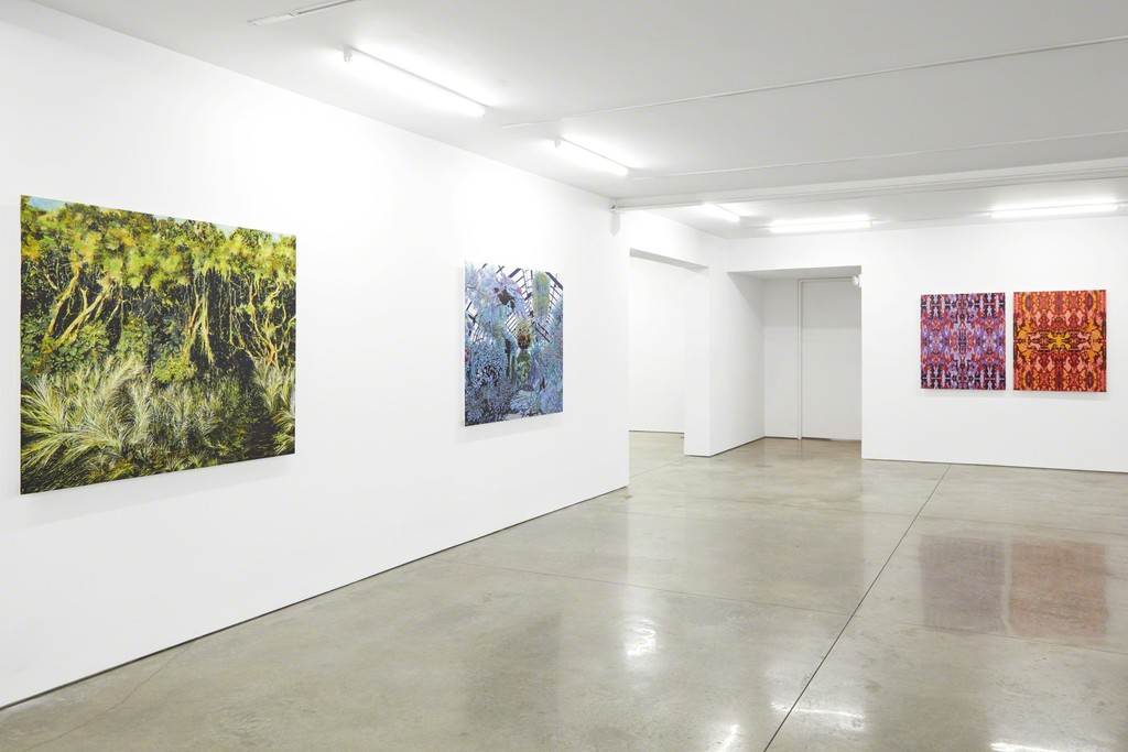 Bradley Castellanos, installation view of Sunshine State, 2017. (c) Bradley Castellanos; Courtesy of the artist and RYAN LEE, New York. Bradley Castellanos, installation view of Sunshine State, 2017. (c) Bradley Castellanos; Courtesy of the artist and RYAN LEE, New York.
