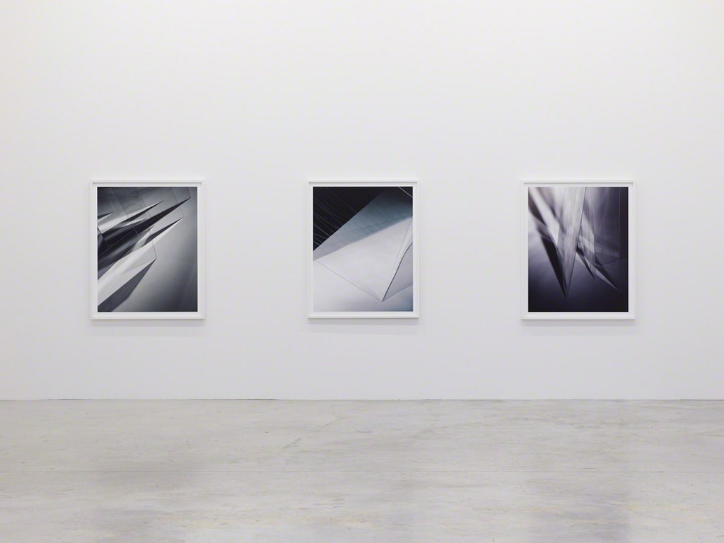 installation view „Parallels“, Philara Collection, Düsseldorf, Germany, 2018. installation view „Parallels“, Philara Collection, Düsseldorf, Germany, 2018.