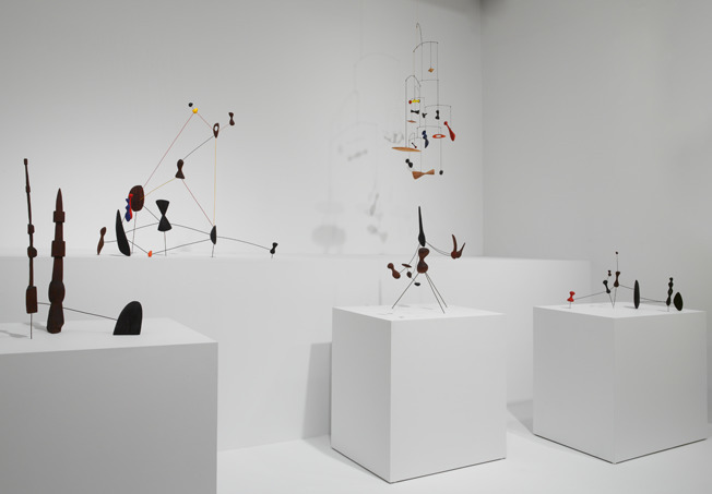 Installation view, Calder: Constellations, Pace Gallery, New York, 20 April – 30 June 2017. © 2017 Calder Foundation, New York / Artists Rights Society (ARS), New York Installation view, Calder: Constellations, Pace Gallery, New York, 20 April – 30 June 2017. © 2017 Calder Foundation, New York / Artists Rights Society (ARS), New York