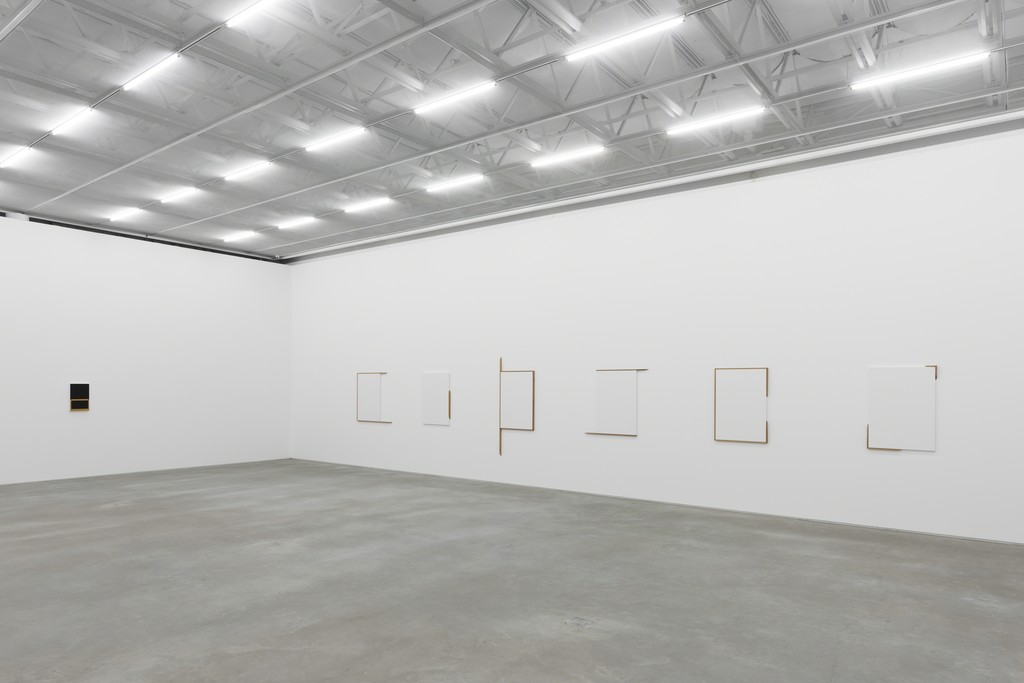 VALDIRLEI DIAS NUNES . CASA TRIÂNGULO, 2017. PHOTO: EDOUARD FRAIPONT VALDIRLEI DIAS NUNES . CASA TRIÂNGULO, 2017. PHOTO: EDOUARD FRAIPONT