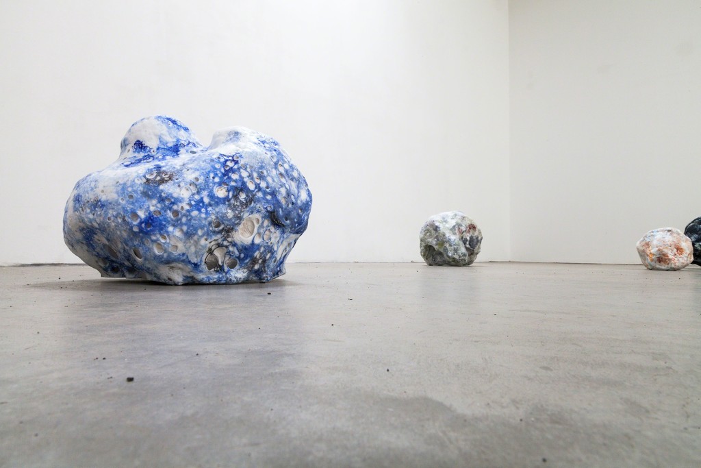 Magdalena Gerber, "Wolkenstein #5","Wolkenstein #3", ceramics and porcelaine foam, unique copies | image: ©dasesszimmer Magdalena Gerber, "Wolkenstein #5","Wolkenstein #3", ceramics and porcelaine foam, unique copies | image: ©dasesszimmer