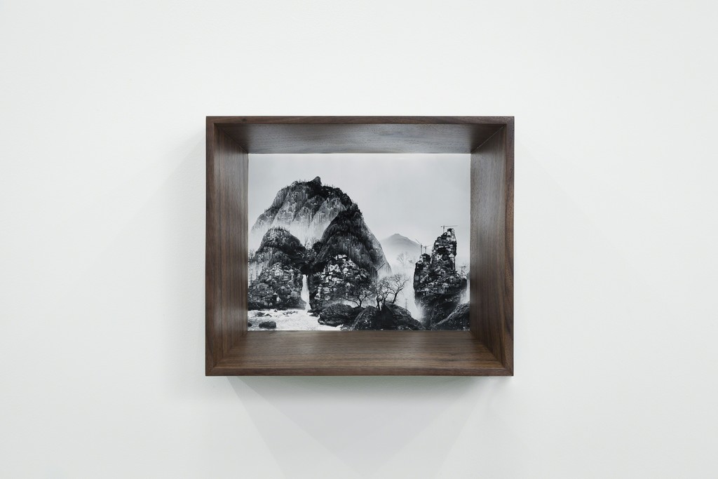 Yang Yongliang, Time Immemorial, Galerie Paris-Beijing Yang Yongliang, Time Immemorial, Galerie Paris-Beijing