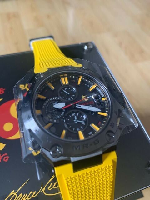 supreme g shock watch