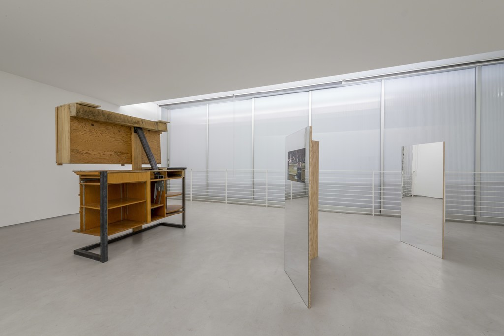 "Black Earth: Andreas Fogarasi / Oscar Tuazon" (2014-2015) © MAK Center / Photo by Joshua White "Black Earth: Andreas Fogarasi / Oscar Tuazon" (2014-2015) © MAK Center / Photo by Joshua White