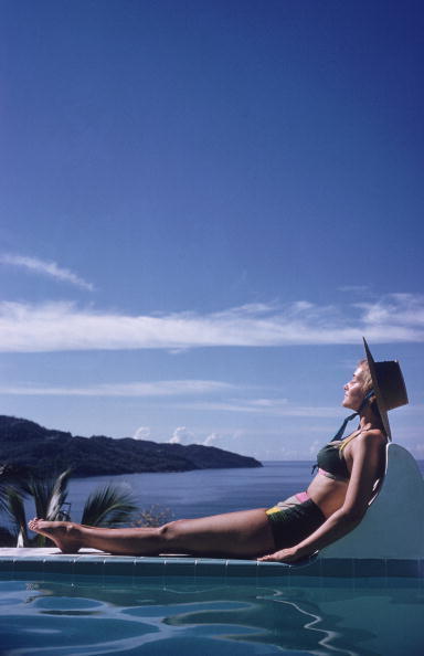 Slim Aarons, ‘Between the Sea and Sky’, 1960, IFAC Arts