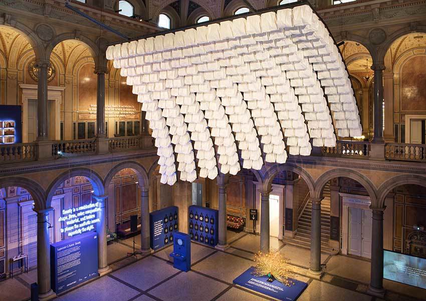 MAK Exhibition View, 2018
SAGMEISTER & WALSH: Beauty
in the middle: Nils Völker, Two Hundert and Seventy, 2018
MAK Columned Main Hall
© Aslan Kudrnofsky/MAK MAK Exhibition View, 2018
SAGMEISTER & WALSH: Beauty
in the middle: Nils Völker, Two Hundert and Seventy, 2018
MAK Columned Main Hall
© Aslan Kudrnofsky/MAK