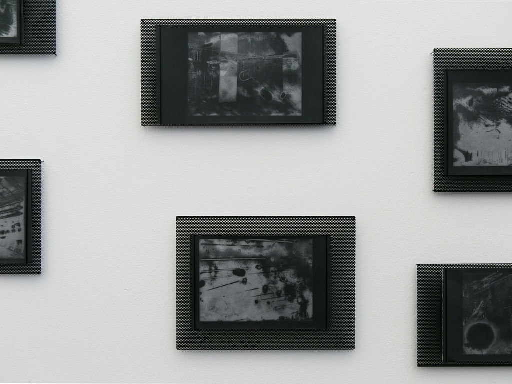 Antony Cairns: E.I./Transition, installation view, Roman Road, London, 11 September – 23 October 2015. © Ollie Hammick Antony Cairns: E.I./Transition, installation view, Roman Road, London, 11 September – 23 October 2015. © Ollie Hammick