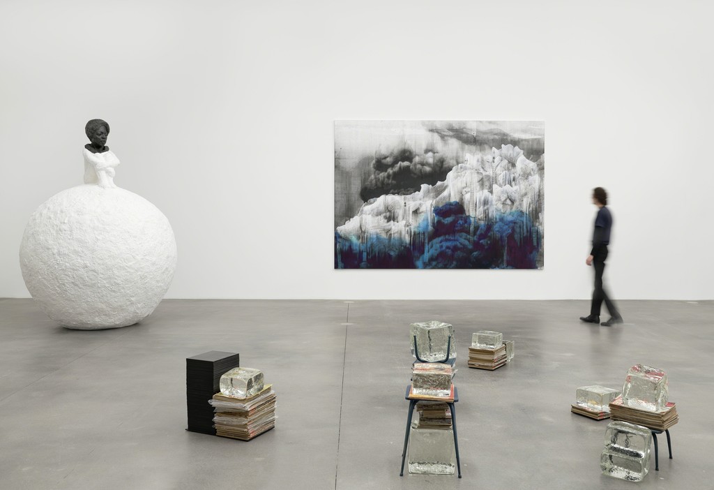 Installation view, ‘Lorna Simpson. Unanswerable’, Hauser & Wirth London, 2018 Photo: Alex Delfanne Installation view, ‘Lorna Simpson. Unanswerable’, Hauser & Wirth London, 2018 Photo: Alex Delfanne