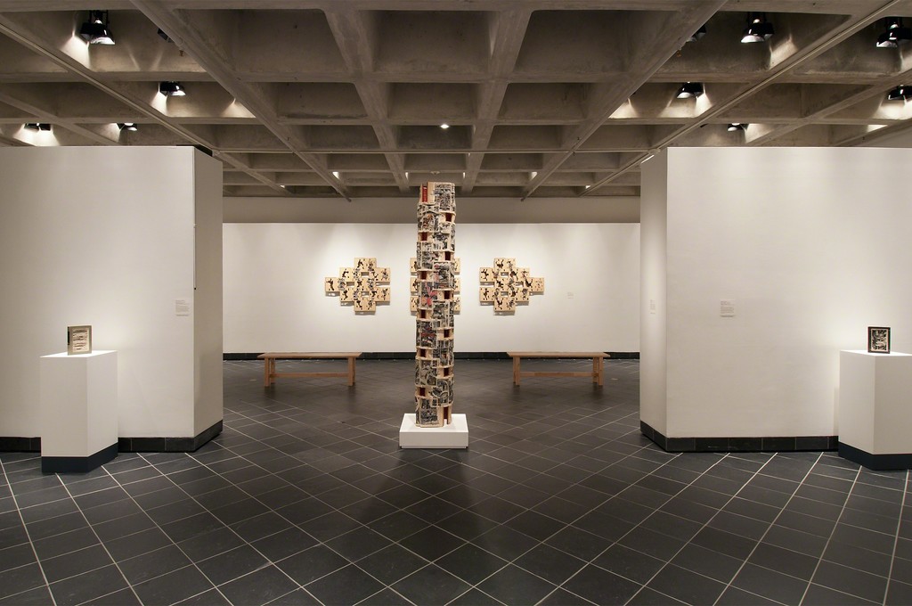 Brian Dettmer: Elemental. Cantor Fitzgerald Gallery 2013. Photo: Lisa Boughter Brian Dettmer: Elemental. Cantor Fitzgerald Gallery 2013. Photo: Lisa Boughter