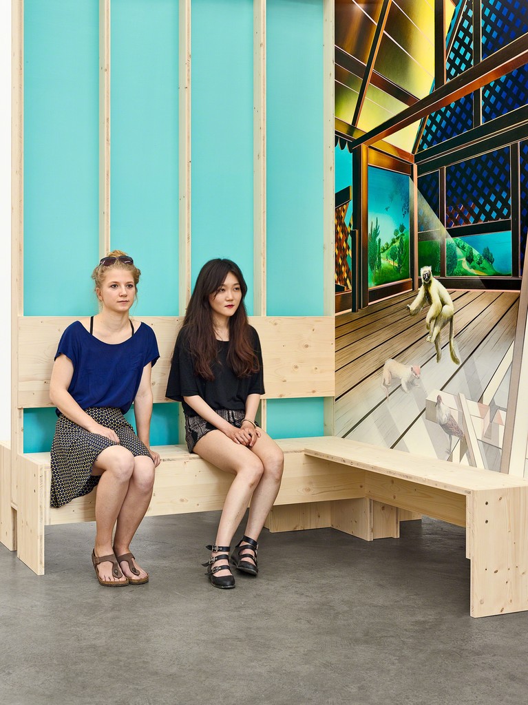 Susanne Kühn & Inessa Hansch, Bank (detail), 2015, construction: laminated wood, painting: acrylic on wallboard, 270 x 329 x 329 cm Susanne Kühn & Inessa Hansch, Bank (detail), 2015, construction: laminated wood, painting: acrylic on wallboard, 270 x 329 x 329 cm