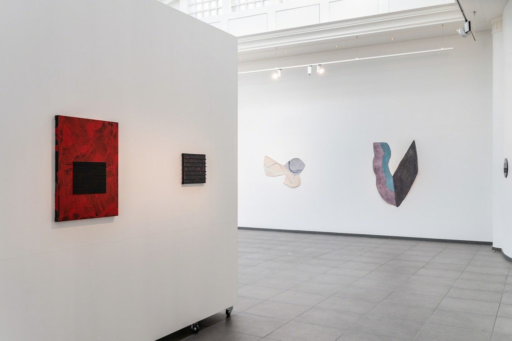 TROIS AMERICAINES DE NEW YORK
February 27, 2019 - March 23, 2019
Regina Bogat
Lynn Umlauf
Merrill Wagner TROIS AMERICAINES DE NEW YORK
February 27, 2019 - March 23, 2019
Regina Bogat
Lynn Umlauf
Merrill Wagner