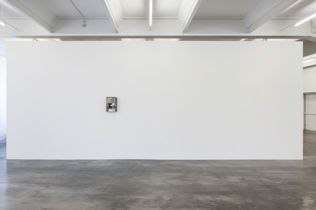 exhibition view: Henning Strassburger, Bleaching is Teaching, Kunstverein Reutlingen, May 29 – August 7, 2016. courtesy Sies + Höke Düsseldorf, BolteLang Zurich, Soy Capitán Berlin exhibition view: Henning Strassburger, Bleaching is Teaching, Kunstverein Reutlingen, May 29 – August 7, 2016. courtesy Sies + Höke Düsseldorf, BolteLang Zurich, Soy Capitán Berlin