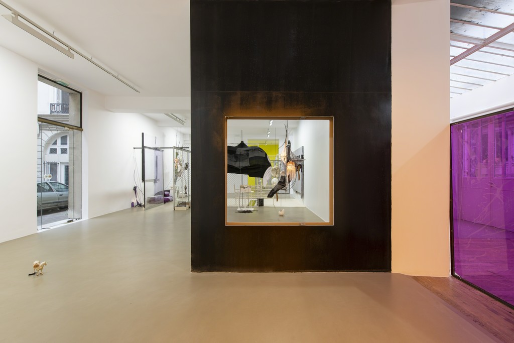 David Douard, O’DA’OLDBORIN’GOLD, installation view at Galerie Chantal Crousel, Paris (2019). Photo : Martin Argyroglo David Douard, O’DA’OLDBORIN’GOLD, installation view at Galerie Chantal Crousel, Paris (2019). Photo : Martin Argyroglo