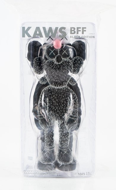 KAWS, ‘BFF (Black)’, 2017, Sculpture, Painted cast vinyl, Heritage Auctions