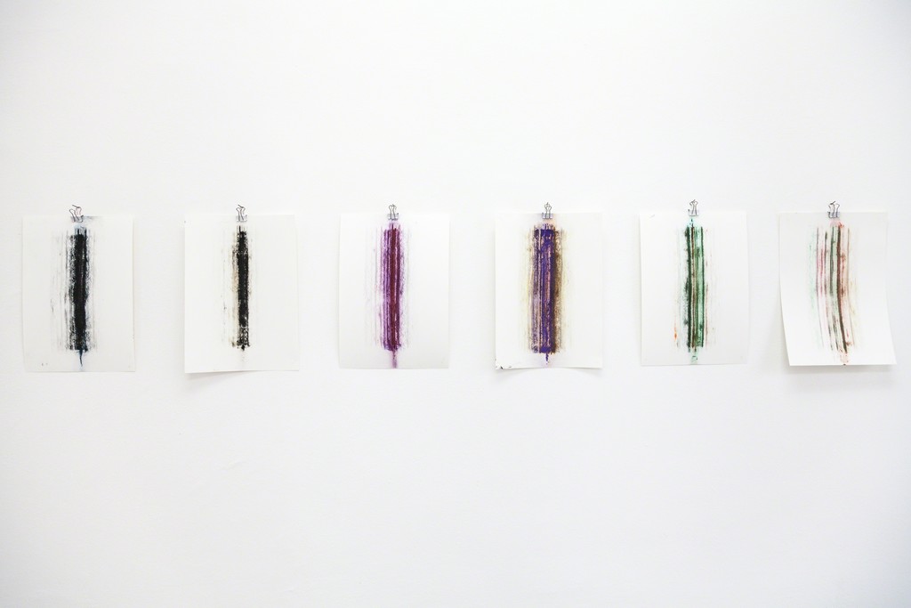 Andreas Marti, "I + II", 2014, Installation, wire, colour, electric screwdriver, chalk, paper | image: ©dasesszimmer Andreas Marti, "I + II", 2014, Installation, wire, colour, electric screwdriver, chalk, paper | image: ©dasesszimmer