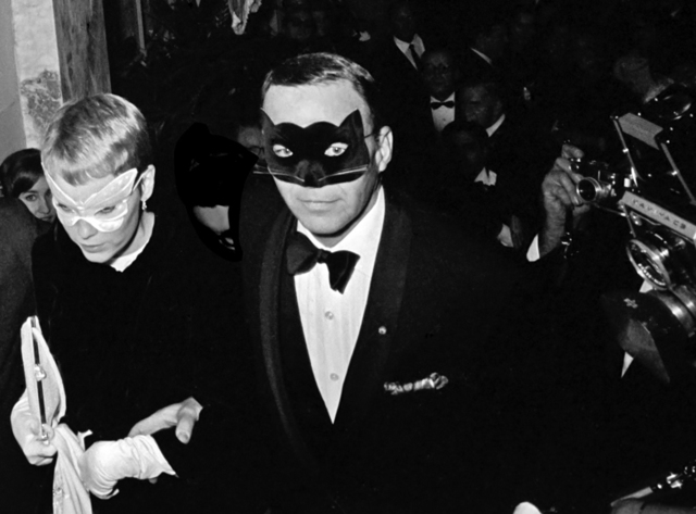 Harry Benson, ‘Frank Sinatra and Mia Farrow at Truman Capote's "Black and White" Ball at the Plaza Hotel, New York’, 1966, Staley-Wise Gallery