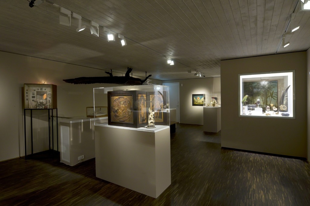 Wunderkammer Olbricht, Installation view, 2012 © me Collectors Room Berlin, Photo Bernd Borchardt Wunderkammer Olbricht, Installation view, 2012 © me Collectors Room Berlin, Photo Bernd Borchardt