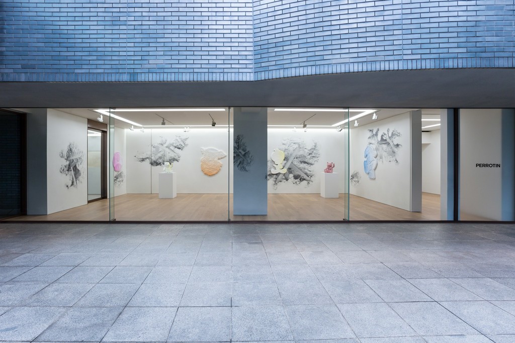 カラー・シャドウ (Color Shadows)
May 23rd - June 30th, 2018
Perrotin Tokyo
© Photo: Kei Okano / Courtesy of the artist & Perrotin カラー・シャドウ (Color Shadows)
May 23rd - June 30th, 2018
Perrotin Tokyo
© Photo: Kei Okano / Courtesy of the artist & Perrotin