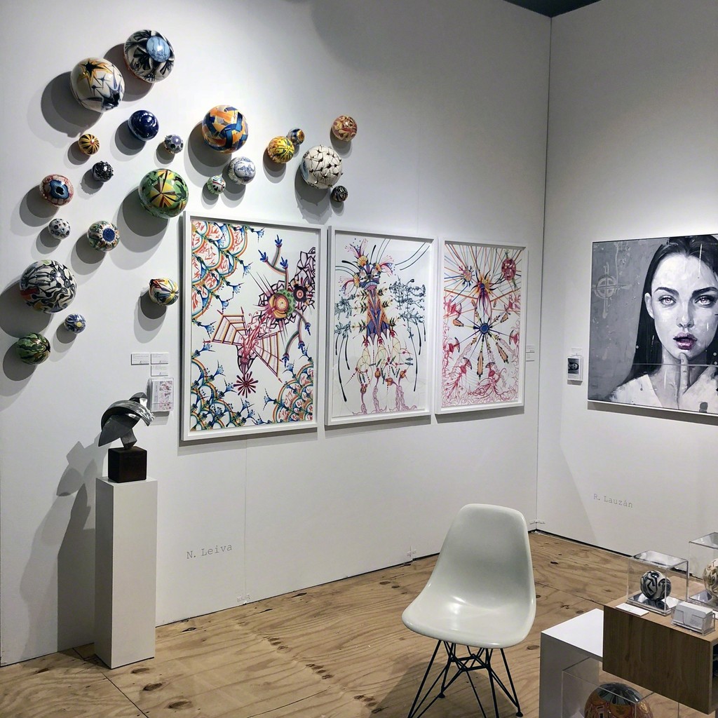 Works by Nicolás Leiva - Spheres: From the series: Constellation - Artwork: El Diluvio Prometido - Edition of 50 + 2 A.P. . Sculpture by Carlos González and painting by Roldán Lauzán Works by Nicolás Leiva - Spheres: From the series: Constellation - Artwork: El Diluvio Prometido - Edition of 50 + 2 A.P. . Sculpture by Carlos González and painting by Roldán Lauzán