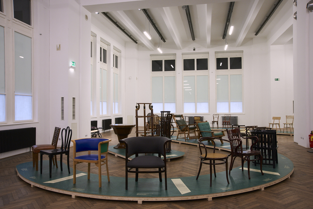 MAK Exhibition View, 2019
BENTWOOD AND BEYOND
Thonet and Modern Furniture Design
MAK Exhibition Hall
© MAK/Georg Mayer
MAK Exhibition View, 2019
BENTWOOD AND BEYOND
Thonet and Modern Furniture Design
MAK Exhibition Hall
© MAK/Georg Mayer
