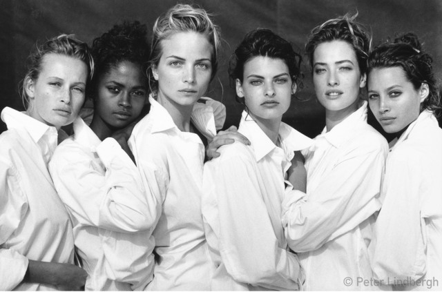 Peter Lindbergh, ‘ESTELLE LEFEBURE, KAREN ALEXANDER, RACHEL WILLIAMS, LINDA EVANGELISTA, TATJANA PATITZ, CHRISTY TURLINGTON, SANTA MONICA, CALIFORNIA, USA, 1988’, 1988, Gagosian