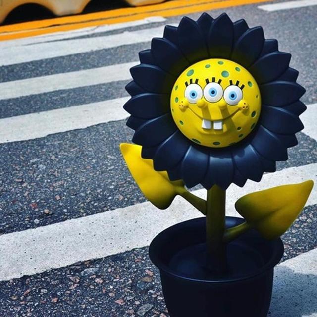 Ron English, ‘APPortofolio "Shocking Sunflower"’, 2017, Sculpture, Steel reinforced, vinyl, metal, Dope! Gallery