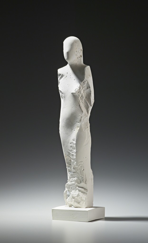 Manuel Neri, Ostrakon Plaster Maquette No. 4, 1998. Plaster with water-based pigment. Yale University Art Gallery, Gift of The Manuel Neri Trust. © The Manuel Neri Trust Manuel Neri, Ostrakon Plaster Maquette No. 4, 1998. Plaster with water-based pigment. Yale University Art Gallery, Gift of The Manuel Neri Trust. © The Manuel Neri Trust