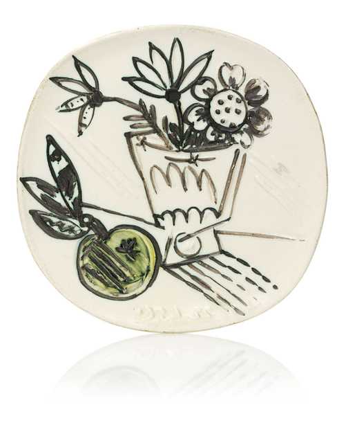 Pablo Picasso, ‘Bouquet à la pomme’, 1956, Sculpture, Madoura ceramic, BAILLY GALLERY