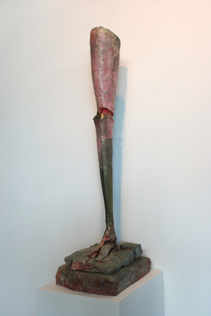 Stephen De Staebler, ‘Leg VIII’, 1981, di Rosa